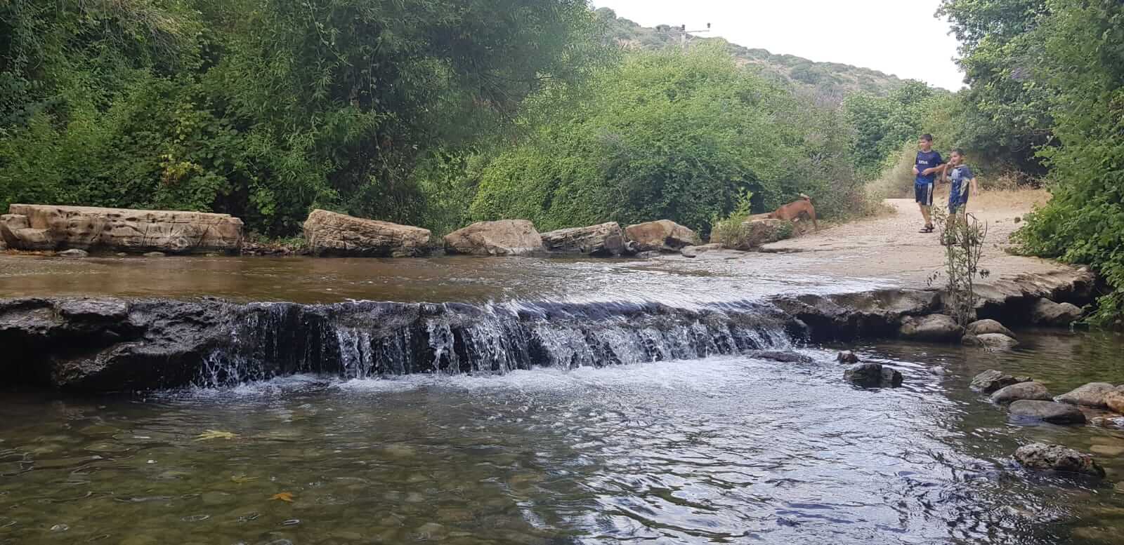 מפל קטן בנחל כזיב