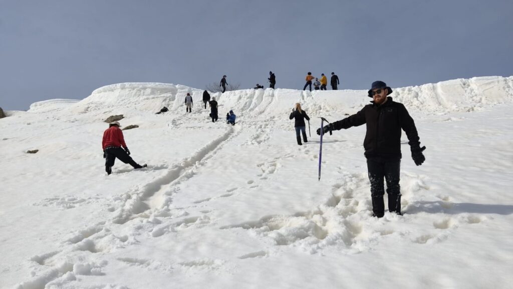 גולשים בסדנת שלג בחרמון 