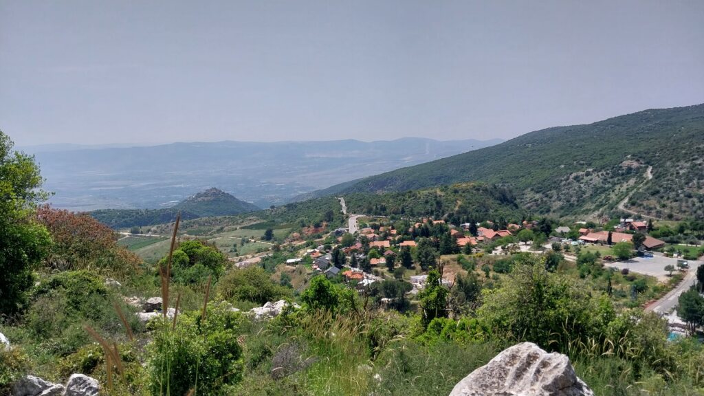 סימון שביל ישראל במקטע החדש מעל נווה אטיב 