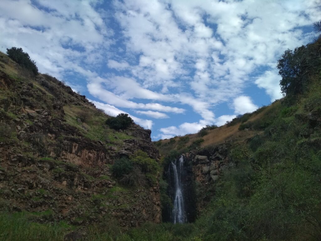 מפל דבורה שבנחל ג'ילבון