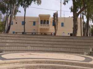 בית ספר שדה שקמים הארמון
