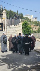 צליינים בעין כרם