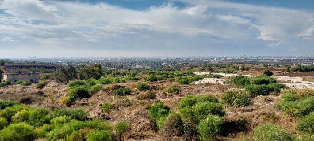 תצפית משביל ישראל לכיוון נמל תעופה בן גוריון 