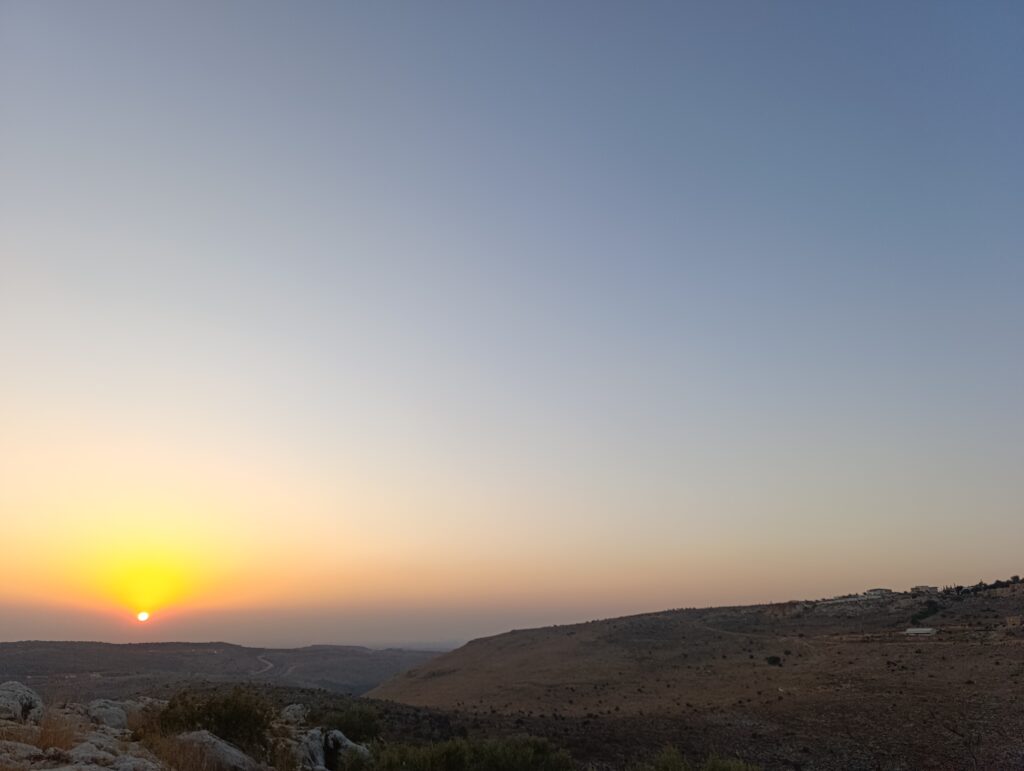 מערב השומרון בשקיעה 