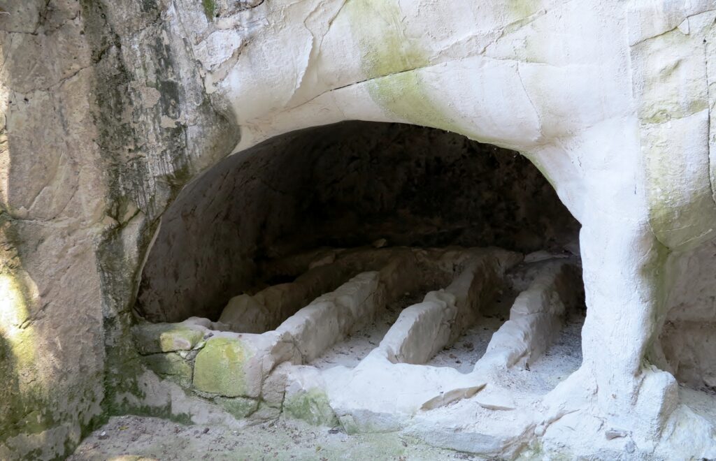 בית שערים קבורה 